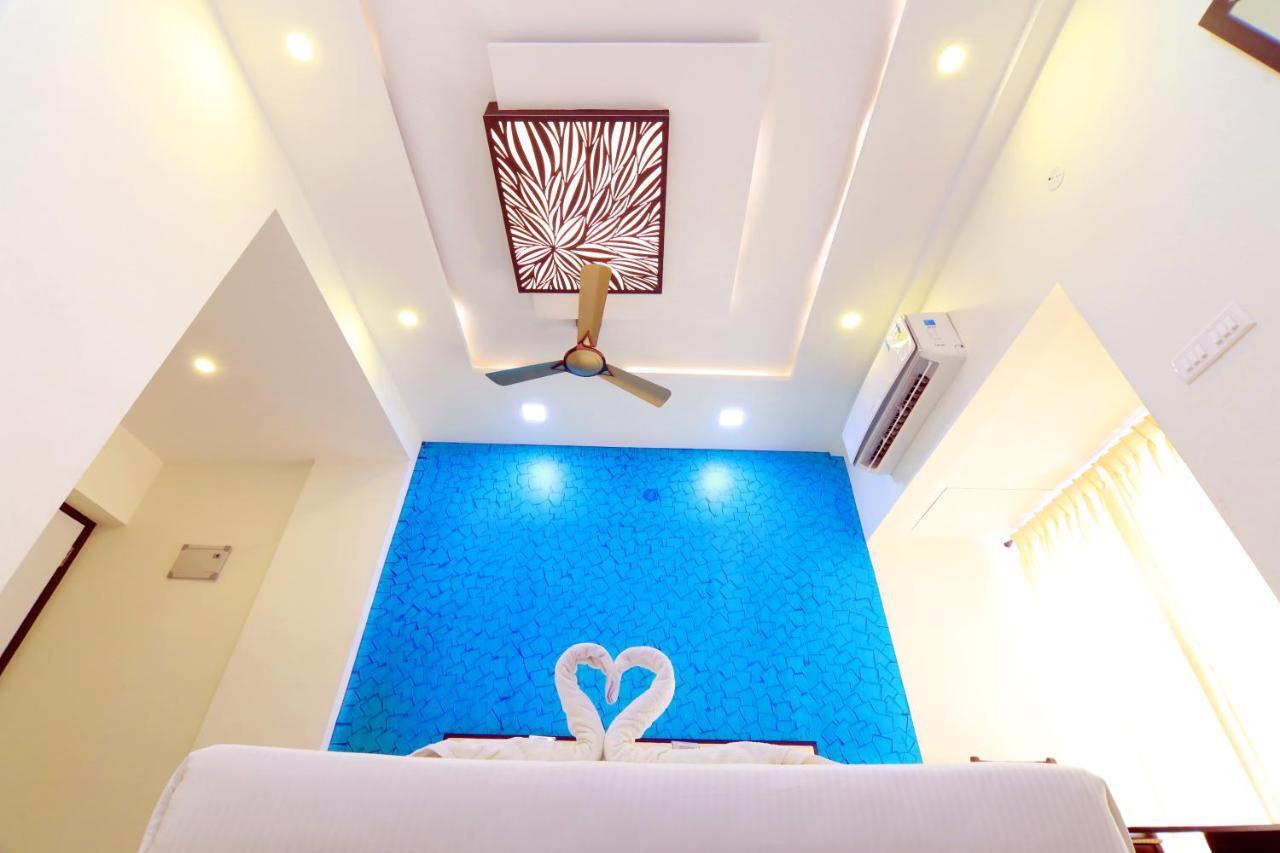 Hotel Ambai Grand Ambāsamudram Extérieur photo