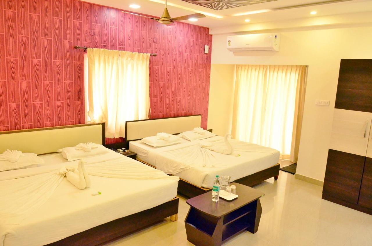 Hotel Ambai Grand Ambāsamudram Extérieur photo